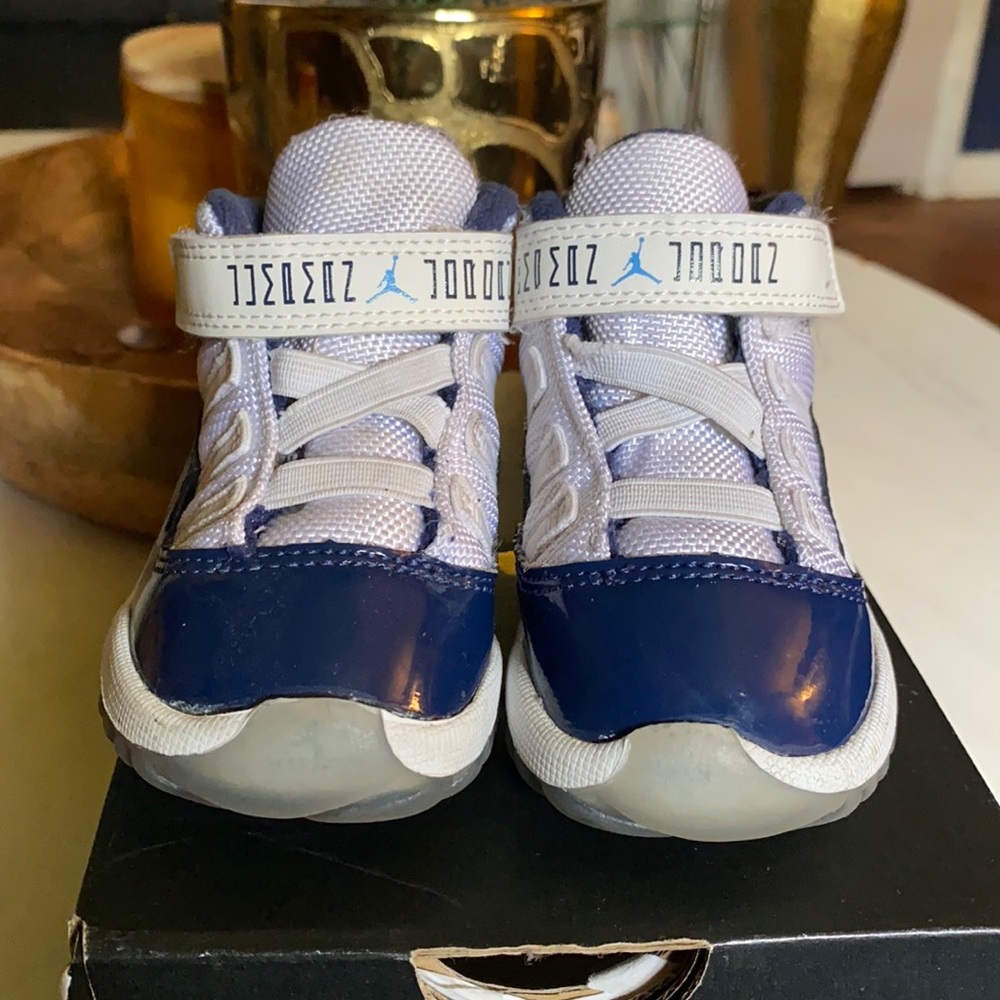 Jordan 11 Retro BT size 5c